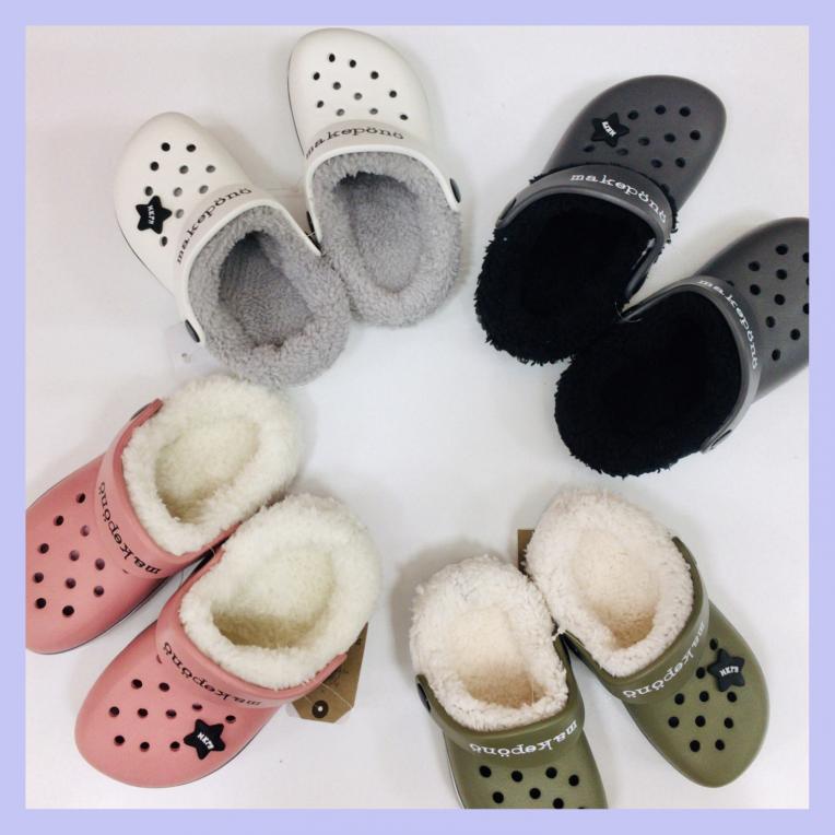 タウンシューズ入荷