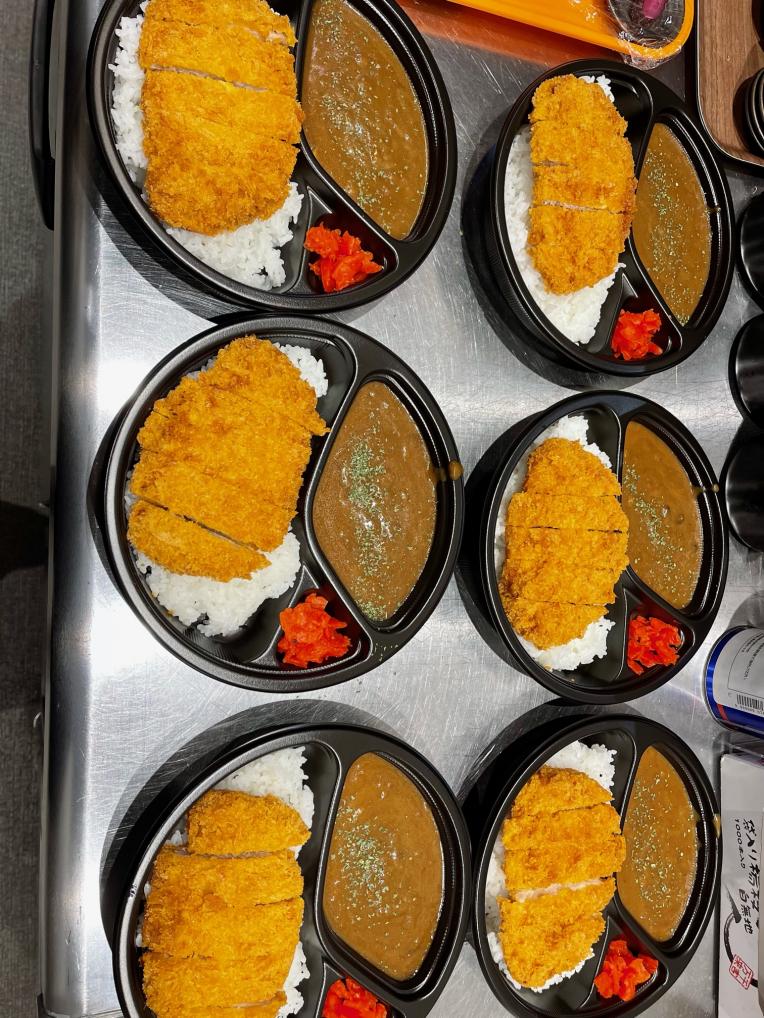 ぶたの大地のカツカレー