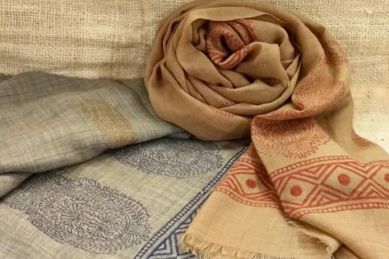 新作スカーフのご紹介☆