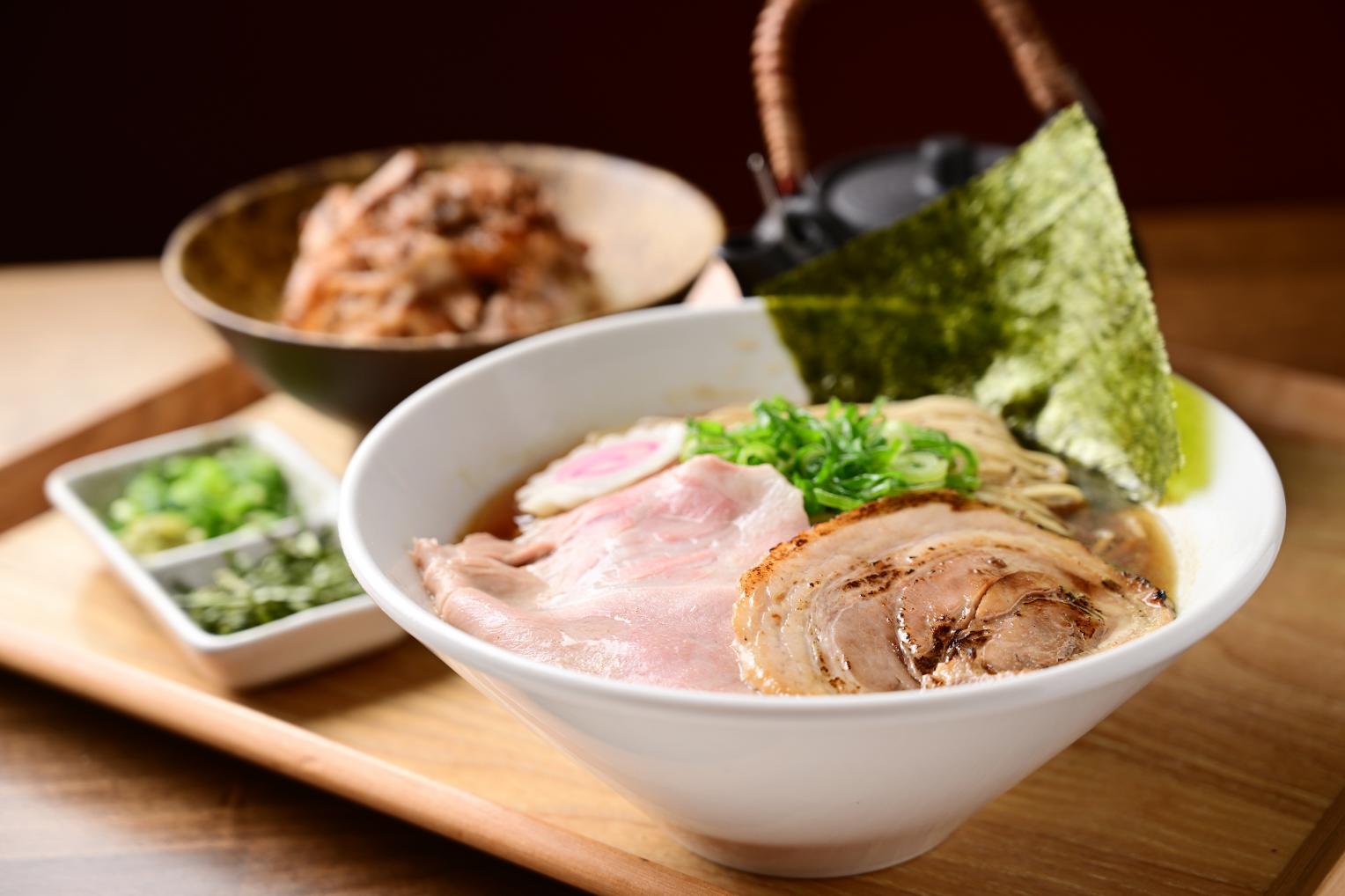 ひばり食堂